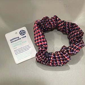 Lululemon SeaWheeze Uplifting Scrunchie